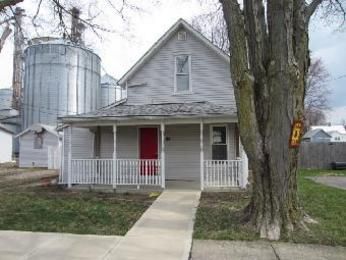 92 N Ewing St, Centerburg, OH 43011