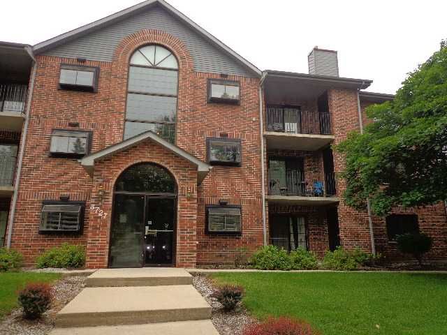 3727 214th Pl Apt 2d, Matteson, IL 60443