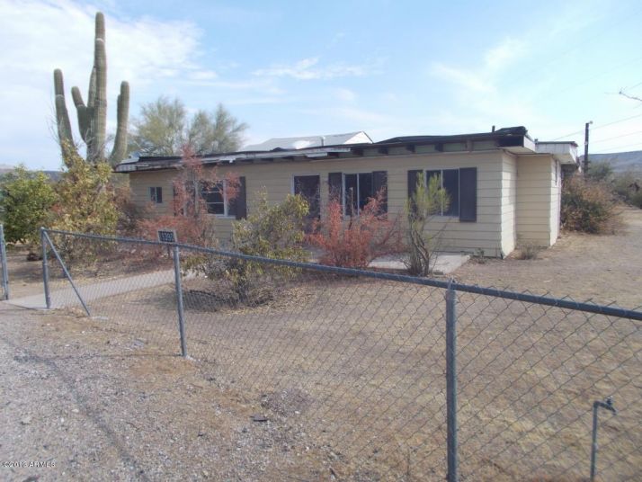 19390 E Church St, Black Canyon City, AZ 85324