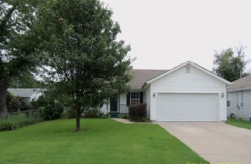 2409 Iron Gates Rd, Joplin, MO 64804