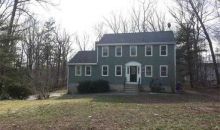 73 Carole Ln Whitinsville, MA 01588