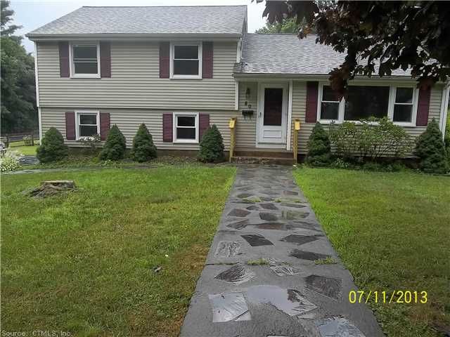 80 Round Hill Rd, North Haven, CT 06473