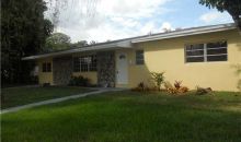 165 SIERRA DR Miami, FL 33179