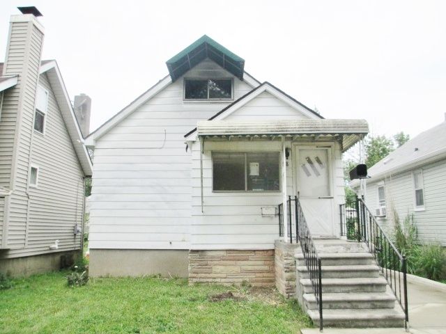 58 W George Ave, Hazel Park, MI 48030