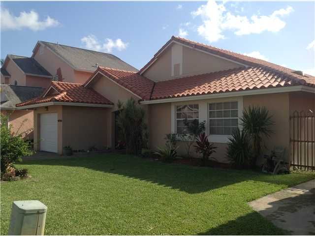 18702 NW 78 CT, Hialeah, FL 33015