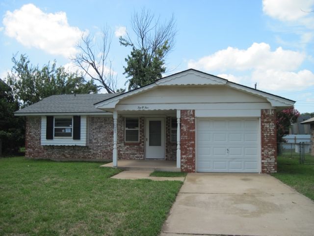 1005 Flamingo Ave, Oklahoma City, OK 73127