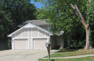 6906 Orchard St, Liberty, MO 64068