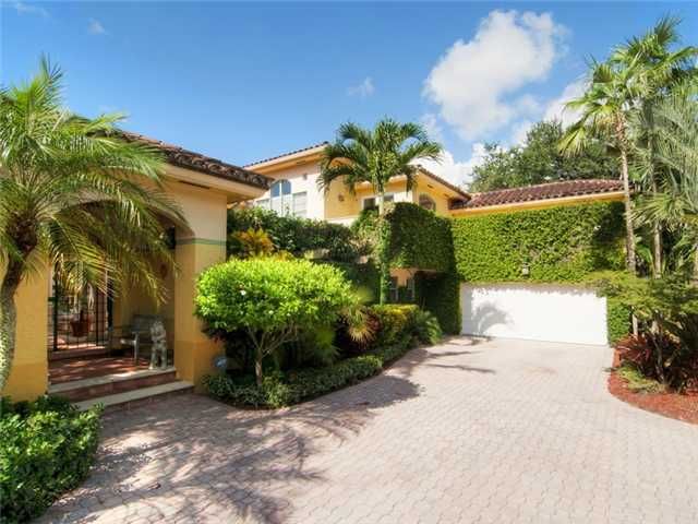 8950 SW 109 TE, Miami, FL 33176