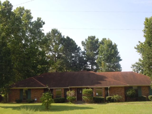 1919 W County Line Rd, Jackson, MS 39213