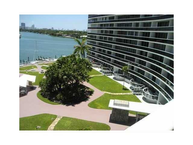 900 Bay Dr Apt 225, Miami Beach, FL 33141