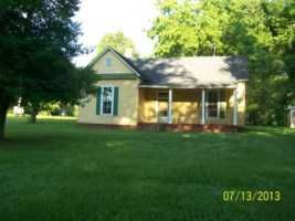 111 Line St, Senatobia, MS 38668