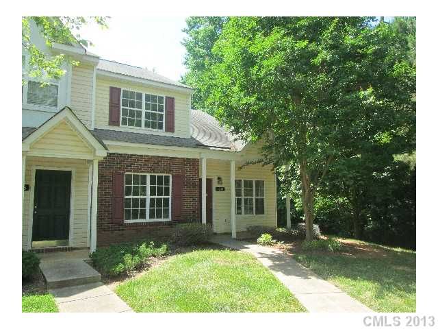 4102 Birch Leaf Ct, Charlotte, NC 28215