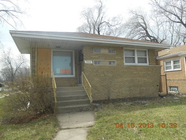 945 E 142nd St, Dolton, IL 60419