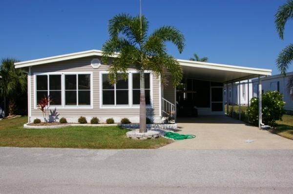 47 Logo Court, Fort Myers, FL 33912