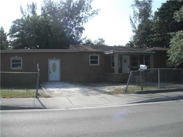 10745 Nw 17th Ave, Miami, FL 33167