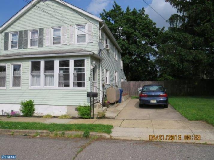 22 Mifflin St, Mount Holly, NJ 08060