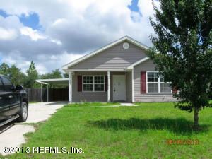 316 3rd Way, Interlachen, FL 32148