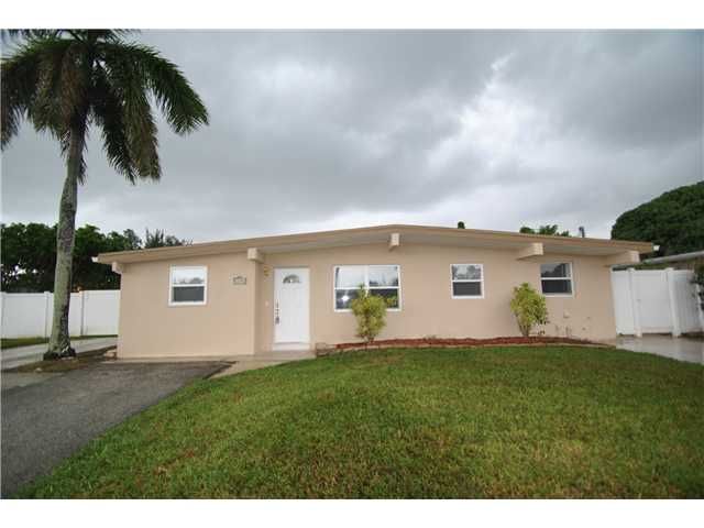 1707 OSBORNE CR, Lake Worth, FL 33461