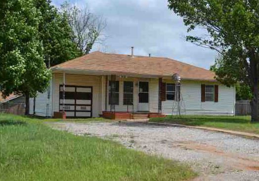 2630 W Oklahoma Ave, Guthrie, OK 73044