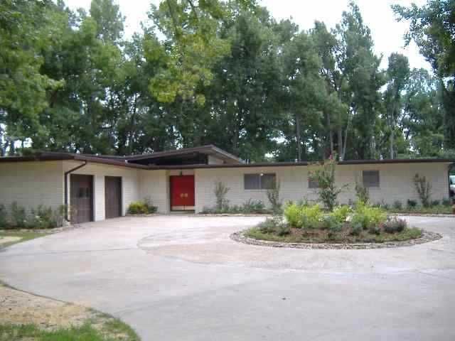 206 Greenwood Dr, Beaumont, TX 77705