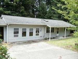 943 Yoder Ln Ne, Bremerton, WA 98311