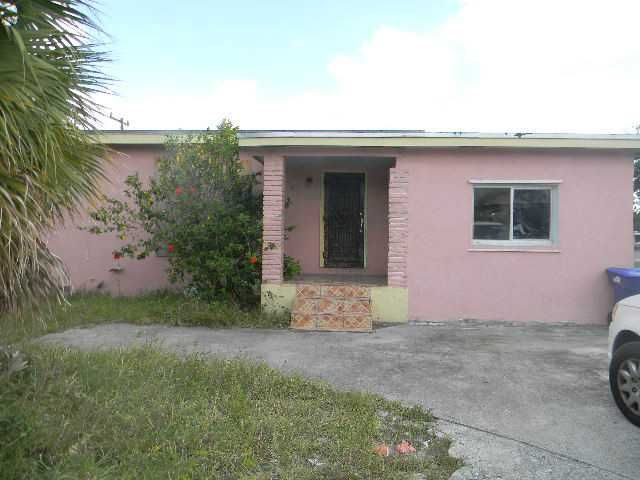 760 NW 139 ST, Miami, FL 33168