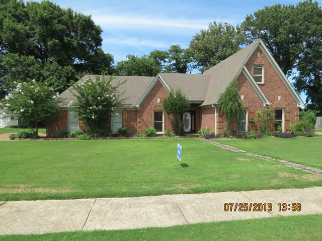 4356 Field Oak Rd, Millington, TN 38053