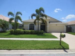 7118 Lake Island Dr, Lake Worth, FL 33467