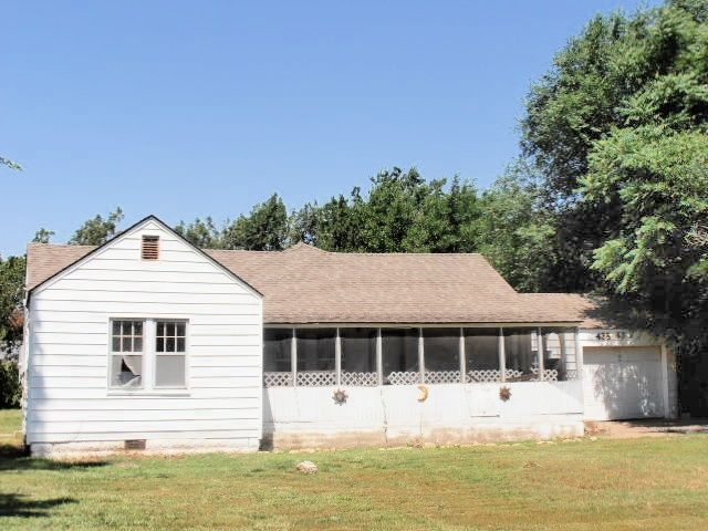 438 S Ash St, Ponca City, OK 74601