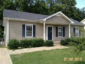 2973 Core Dr, Clarksville, TN 37040