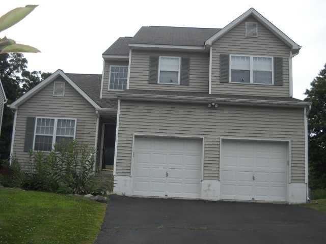 32 Woodfield Dr, Washingtonville, NY 10992