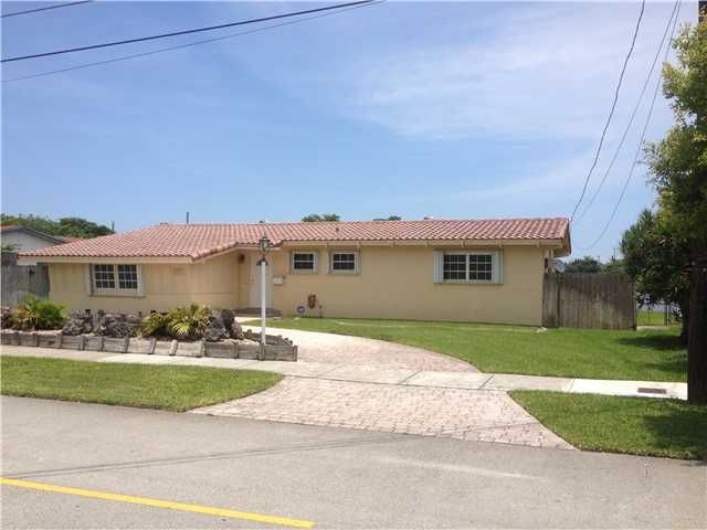 21311 NE 24 CT, Miami, FL 33180