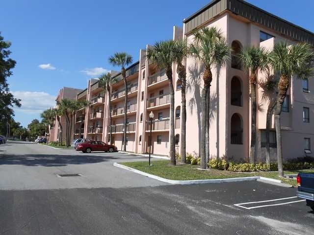 2050 N Congress Ave Apt L102, West Palm Beach, FL 33401