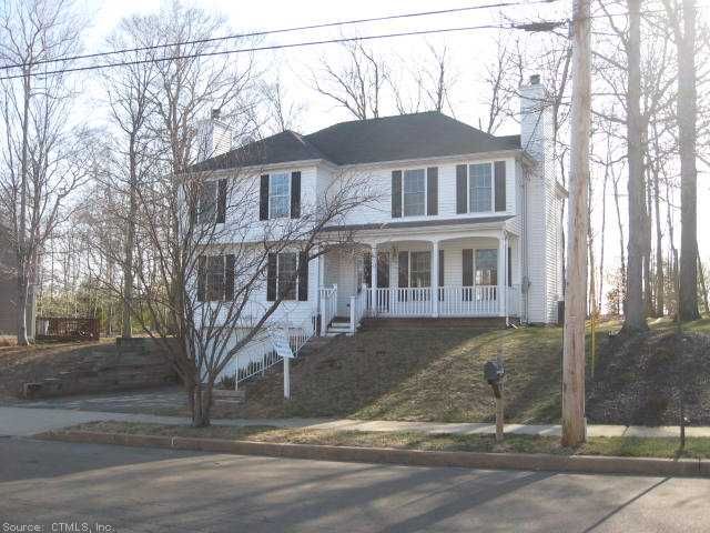 465 Stevenson Rd, New Haven, CT 06515