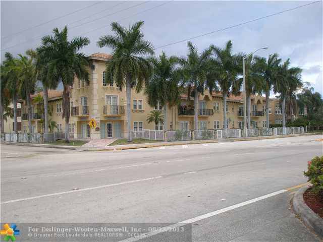 1657 TYLER, Hollywood, FL 33020