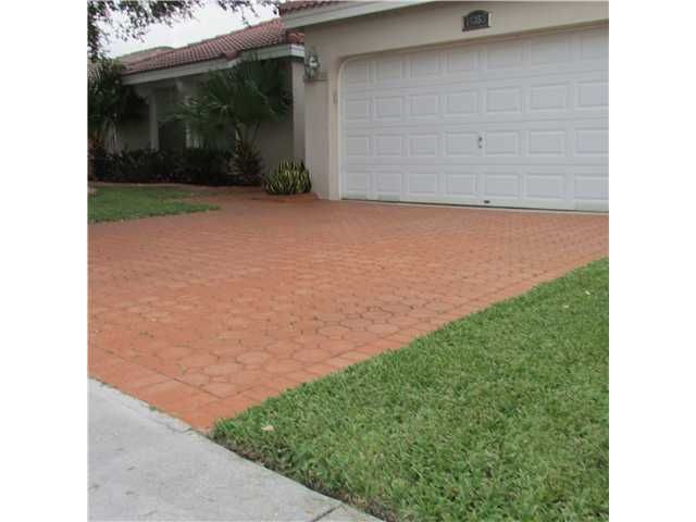 14353 SW 163 TE, Miami, FL 33177