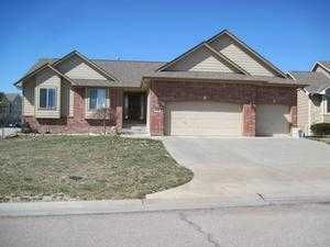 11404 E Pine Meadow Ct, Wichita, KS 67206