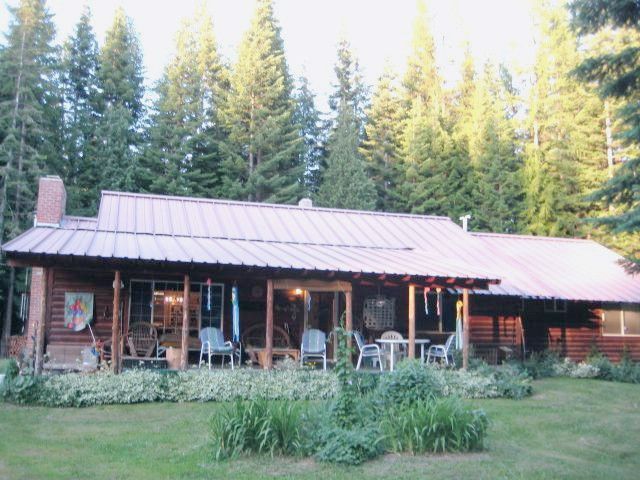 1829 Bear Paw Road, Priest River, ID 83856