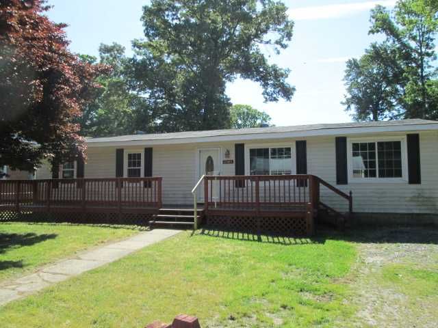 2343 Arcadia Ave, Chester, VA 23831