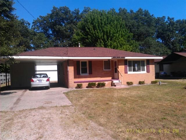 264 Donald St., Muskegon, MI 49442