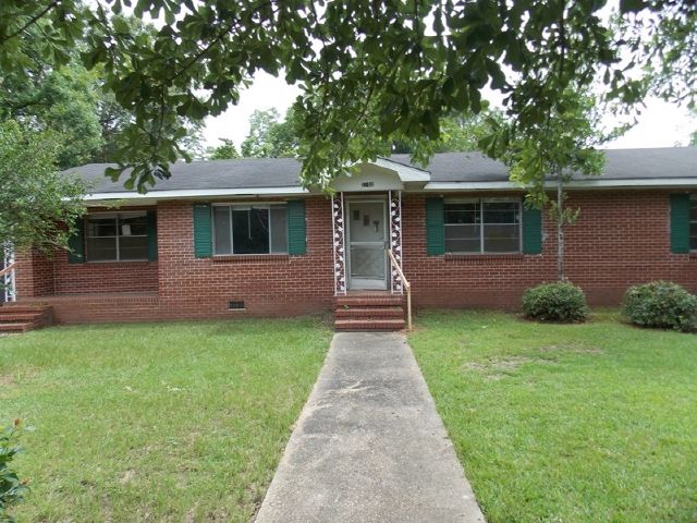 2100 Stringer St, Dothan, AL 36303