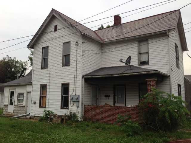 31 Monroe Ave, Newark, OH 43055