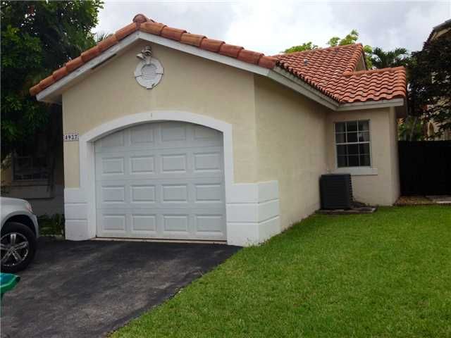 4927 SW 154 CT, Miami, FL 33185