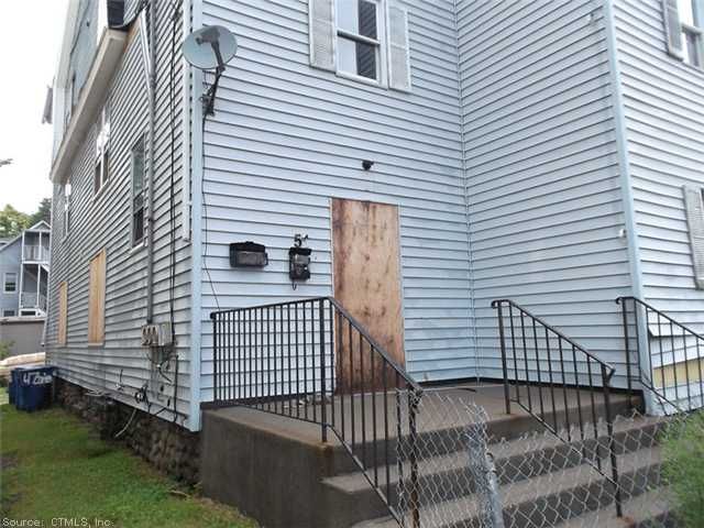 51 Irion St, Waterbury, CT 06704