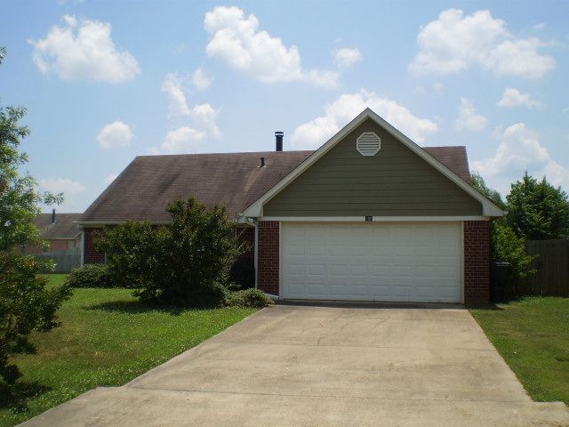 105 Orchard Cv, Senatobia, MS 38668