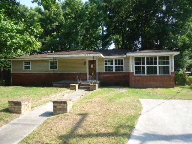 1825 Cimmaron Street, Savannah, GA 31405