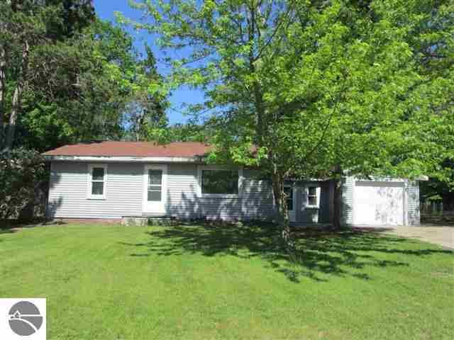 3990 Park Ln, Traverse City, MI 49686