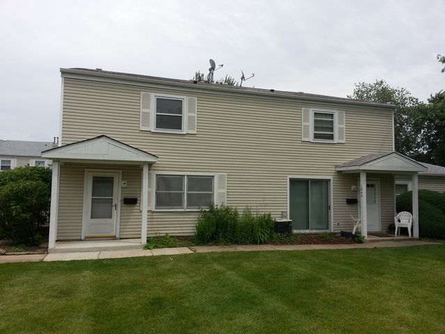 184 Betty Ct Unit C, Bartlett, IL 60103