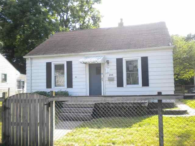 204 S Rolff St, Davenport, IA 52802