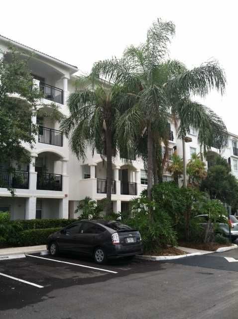 3215 Ne 184th St Apt 14412, North Miami Beach, FL 33160